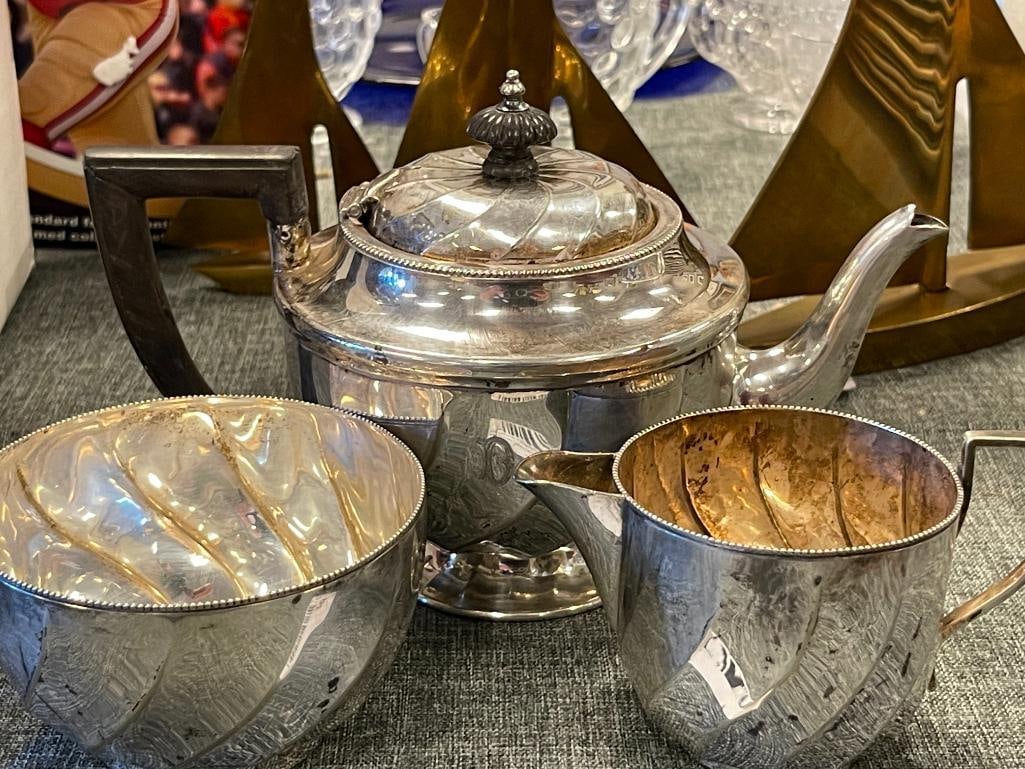 MAPPIN & WEBB 1920'S ART DECO TEAPOT CREAMER AND SUGR BOWL MATCHING SET - 3