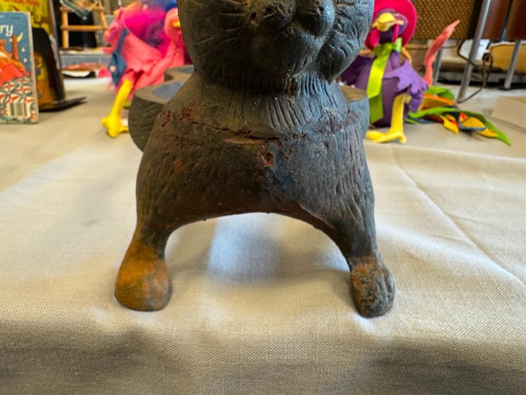 HEAVY CAST IRON FIGURAL CAT PET FEEDING STAND - 5