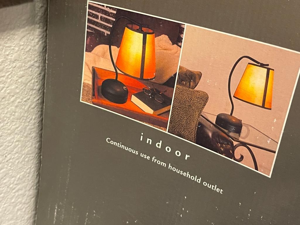 INDOOR / OUTDOOR RECHARGEABLE LAMP BY VECTOR OLD WORLD - 6