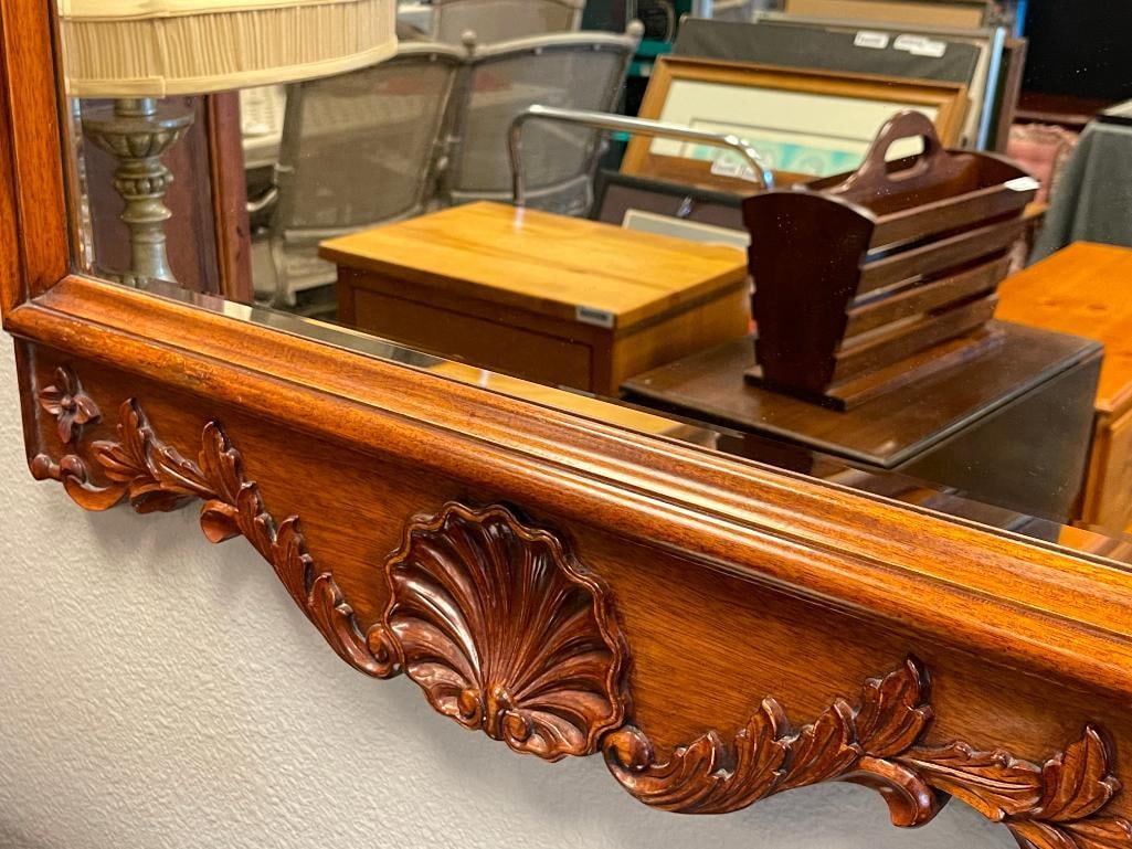 VINTAGE STONELIGH SHELL CARVED MAHOGANY CHEST OF DRAWERS WITH GLASS TOP AND MATCHNG MIRROR - 11