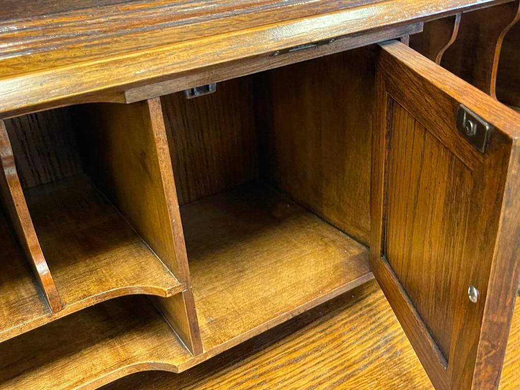 ETHAN ALLEN ARTS AND CRAFTS STYLED DROP FRONT SECRETARY'S DESK WITH BOOKCASE TOP - 7