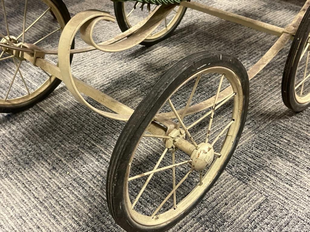 CIRCA 1917 LLOYD LOOM PRODUCTS WIKER AND METAL BABY CARRIAGE - 9