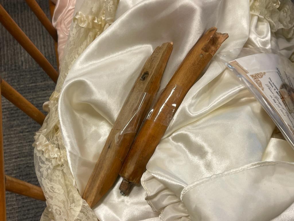 ANTIQUE MAPLE BENT WOOD BABY CRADLE WITH ASHTON-DRAKE PRINCE GEORGE OF CAMBRIDGE DOLL - 5