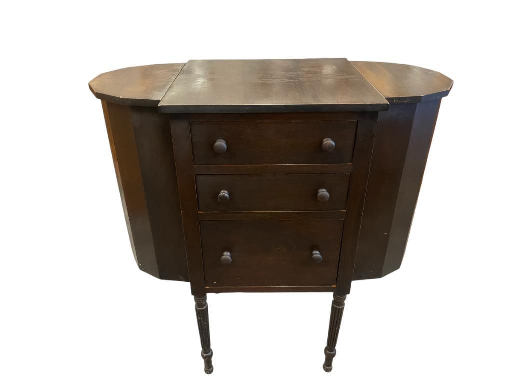 IMPERIAL FURNITURE CO. MARTHA WASHINGTON SEWING TABLE MADE FROM MAHOGANY: ORIGINAL LABEL PRESENT INSIDE TOP DRAWER, SHOWS MINOR WEAR, OVERALL IN GOOD CONDITION 28" X 14" X 29"