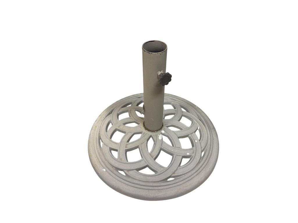 CAST IRON ASH GRAY UMBRELLA STAND: SHOWS SOME SIGNS OF BEING OUTDOORS 17" X 14" 