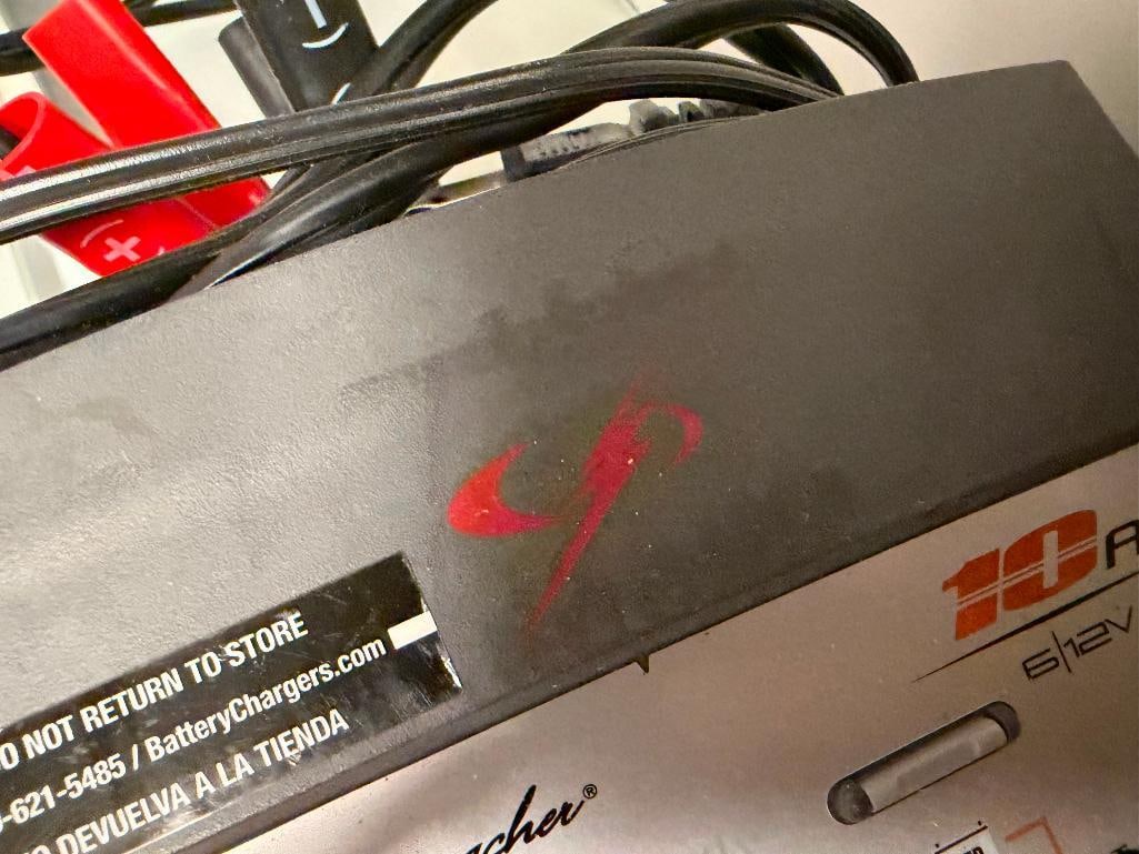 SCHUMACHER ELECTRIC MODEL 10A SPEED CHARGE AUTOMATIC BATTERY CHARGER - 3