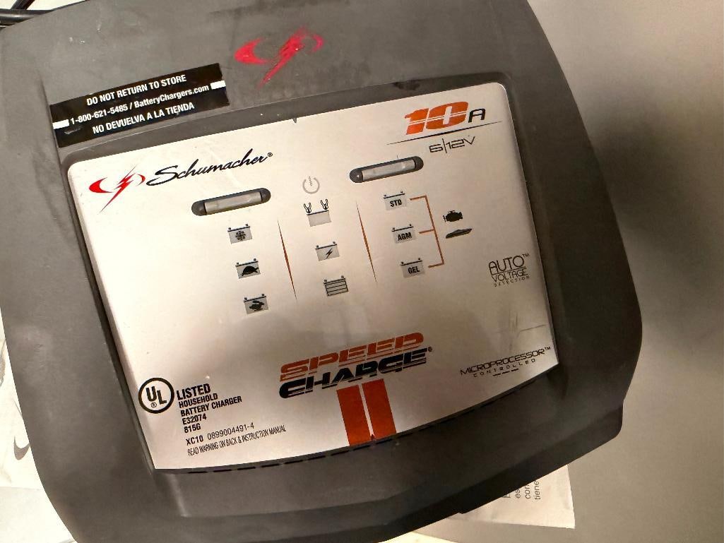 SCHUMACHER ELECTRIC MODEL 10A SPEED CHARGE AUTOMATIC BATTERY CHARGER - 5