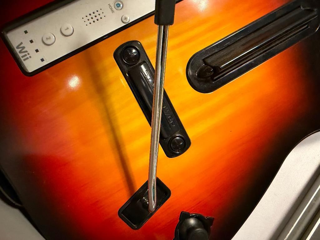 NINTENDO WII GAMING SYSTEM WITH GAMES AND GUITAR HERO GUITAR - 9