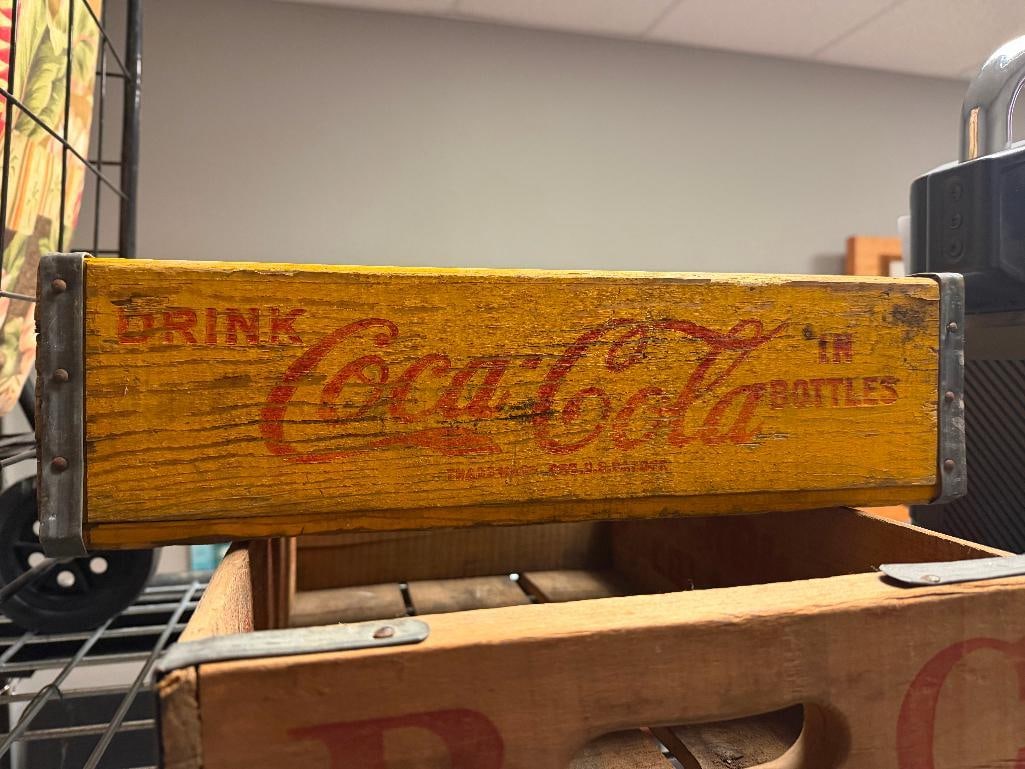 TWO VINTAGE WOODEN SODA CRATES INCLUDING COCA-COLA AND ROYAL CROWN COLA - 5