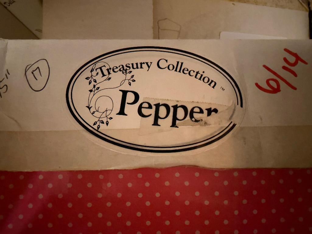 NINE COLLECTIBLE PORCELAIN DOLLS INCLUDING ORIGINAL BOXES - 5