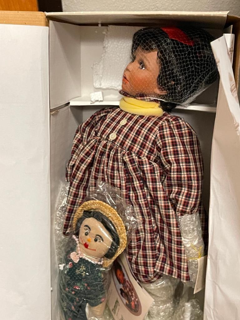 NINE COLLECTIBLE PORCELAIN DOLLS INCLUDING ORIGINAL BOXES - 7
