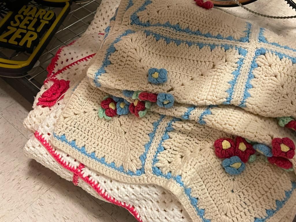 TWO QUILTS INCLUDING A WOOL QUILT BEDSPREAD WITH PINK FLOWERS - 2