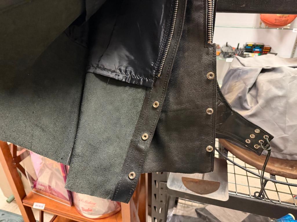 PAIR OF BARNEY'S LEATHER BLACK LEATHER MOTOCYLE RIDING CHAPS - 5