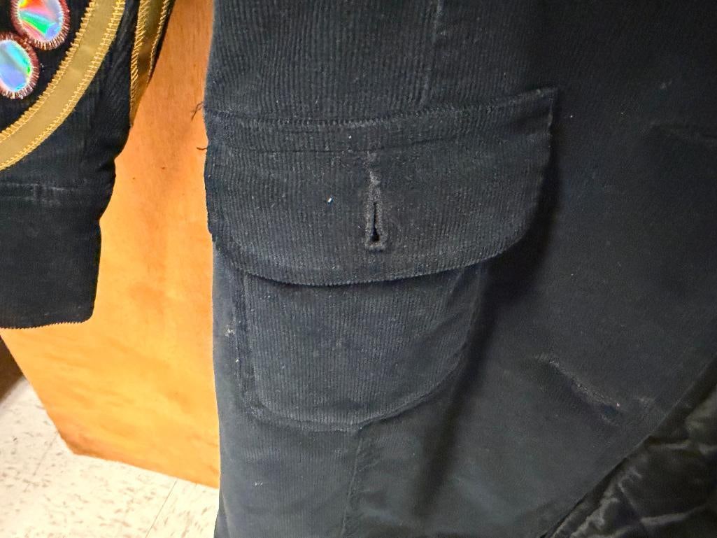 WAGGON PARIS DESIGNER JACKET LONG JACKET FEATURING DRAGON MOTIF AND IRIDESCENT ACCENTS - 12