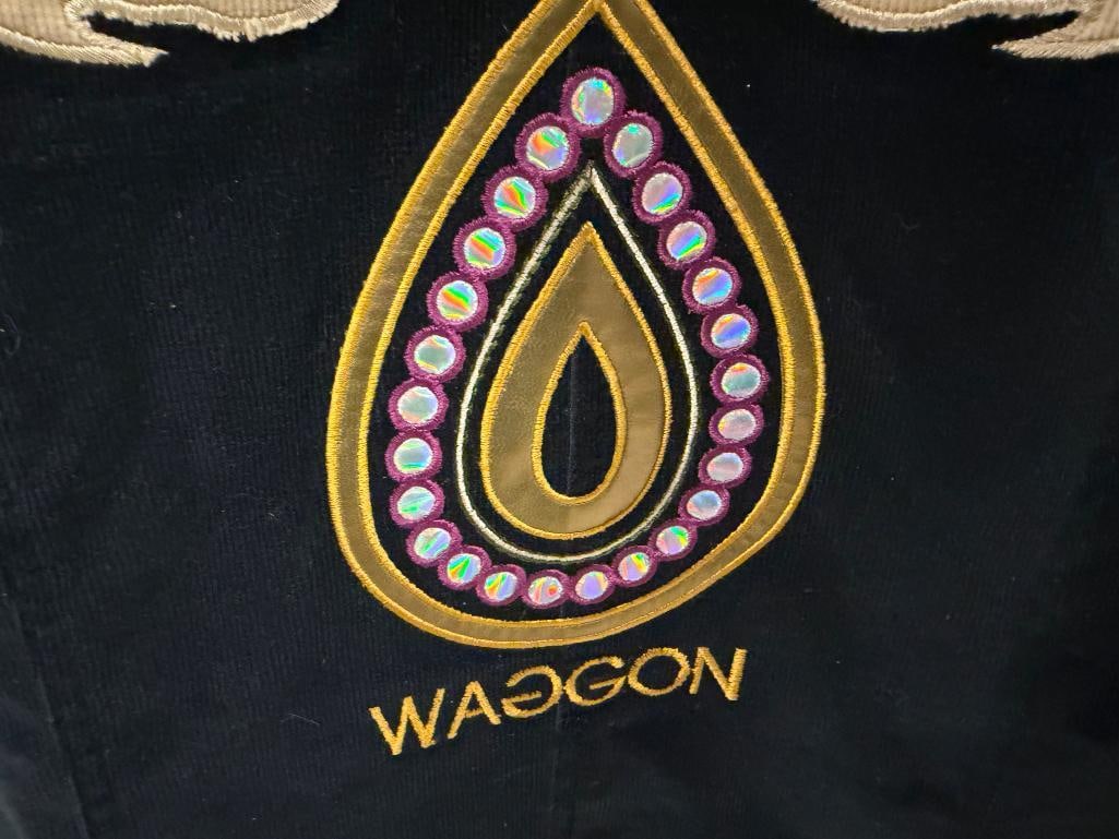 WAGGON PARIS DESIGNER JACKET LONG JACKET FEATURING DRAGON MOTIF AND IRIDESCENT ACCENTS - 3
