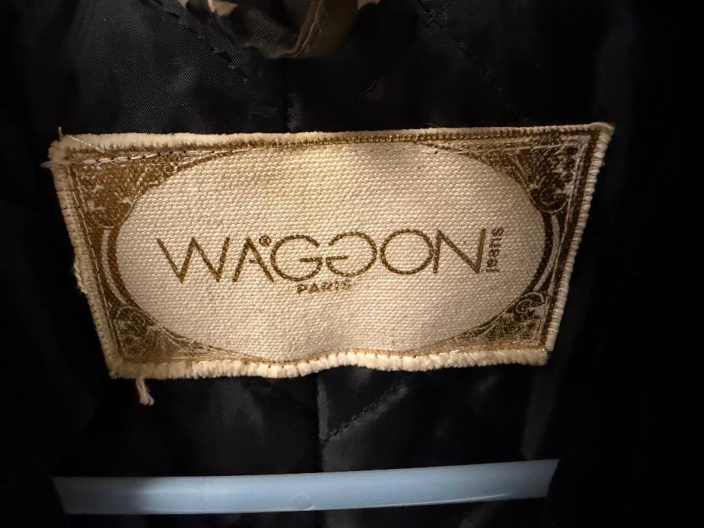 WAGGON PARIS DESIGNER JACKET LONG JACKET FEATURING DRAGON MOTIF AND IRIDESCENT ACCENTS - 9