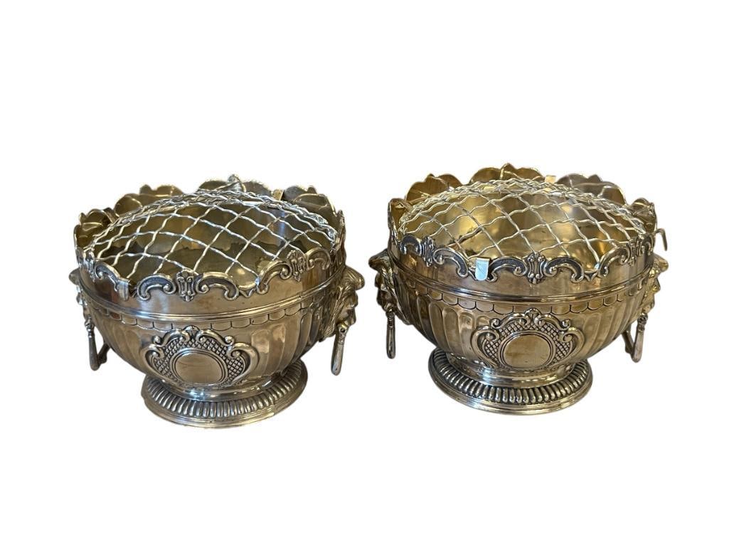 CORBELL & CO. SILVERPLATE FOOTED FLOWER FROGS WITH LION HEAD HANDLES (1 of 8)