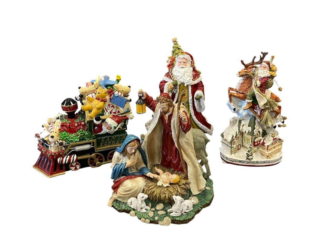 FITZ AND FLOYS HOLIDAY MUSICALS RESIN HOLIDAY MUSICAL FIGURINES: TOTAL OF FUR FIGURINES, WIND-UP MUSICAL MOVEMENT, ONE HAS DAMAGED ANTLERS 6 1/2" UP TO 9 1/2" H 