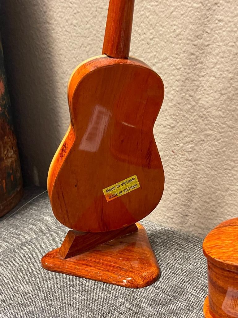 VIETNAM SOUVENIR MOTHER PEARL INLAY MUSICAL INSTRUMENT MODEL AND STORAGE BOX - 7