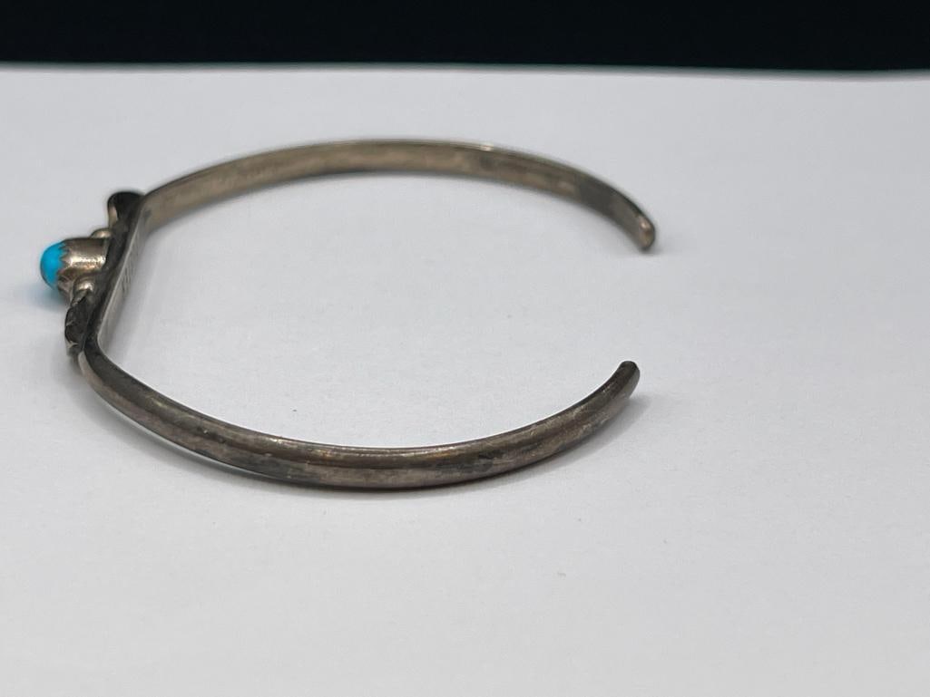 NAVAJO SIGNED NANCY CUSTER STERLING SILVER TURQUOISE CUFF BRACELET - 3