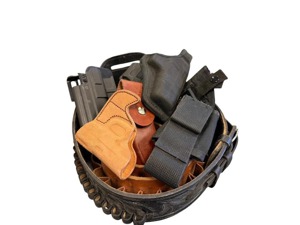 LEATHER, NYLON, SYNTHETIC GUN HOLSTERS, CONCEAL CARRY HOLSTERS, CARTRIDGE BELTS (1 of 10)
