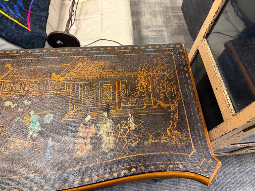 VINTAGE ASIAN LAQCUERED CHINOISERIE CHEST OF DRAWERS FEATURING HANDPAINTED DECORATIONS - 5