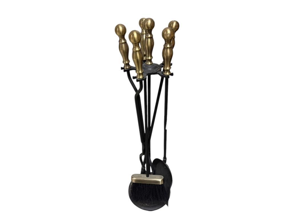 FOUR PIECE BRASS HANDLED METAL FIRE TENDING TOOLS AND STAND (1 of 6)