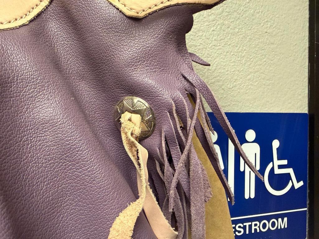 PAIR OF WESTERN LEATHER CHINKS AND A CHILD'S PAIR OF PURPLE LEATHER CHAPS - 5