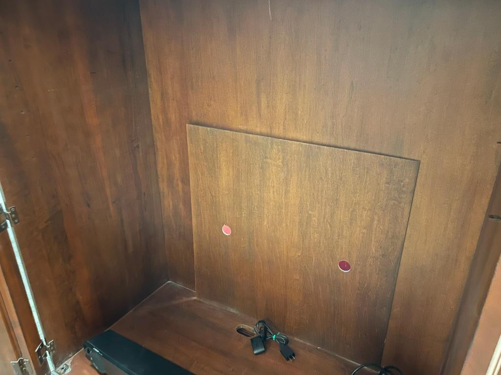 ETHAN ALLEN DARK FINISH CONTEMPORARY TV CABINET / ENTERTAINMENT CENTER - 5