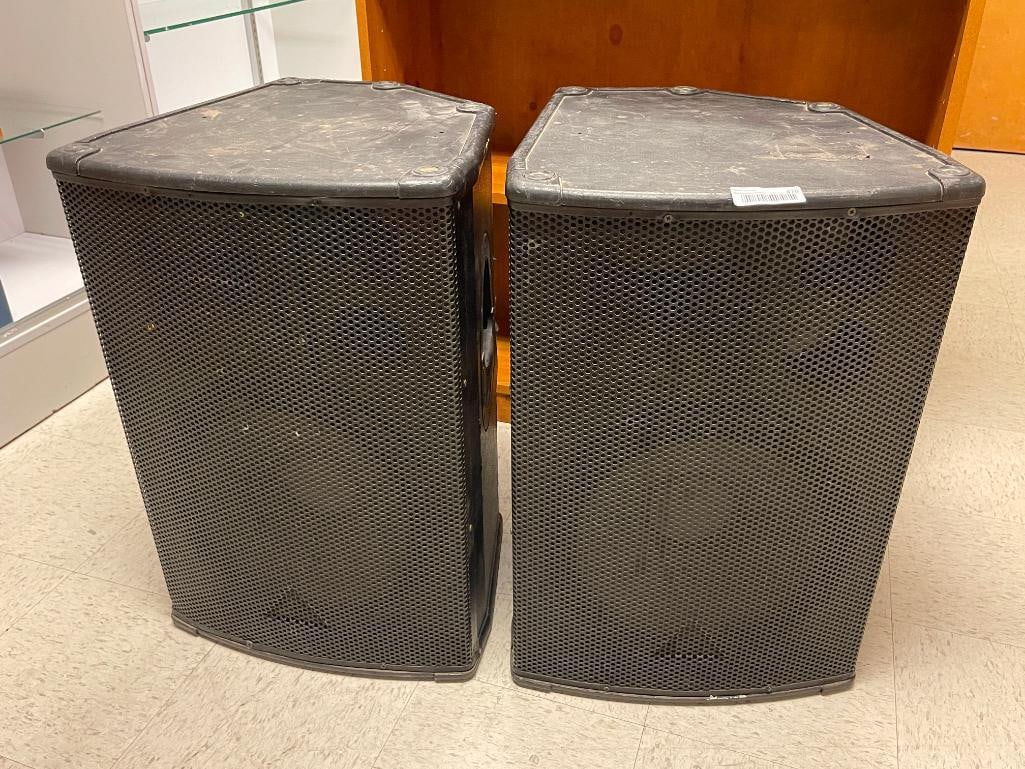PAIR OF VINTAGE HARBINGER DUAL 15" 2-WAY SPEAKER CABINETS - 2