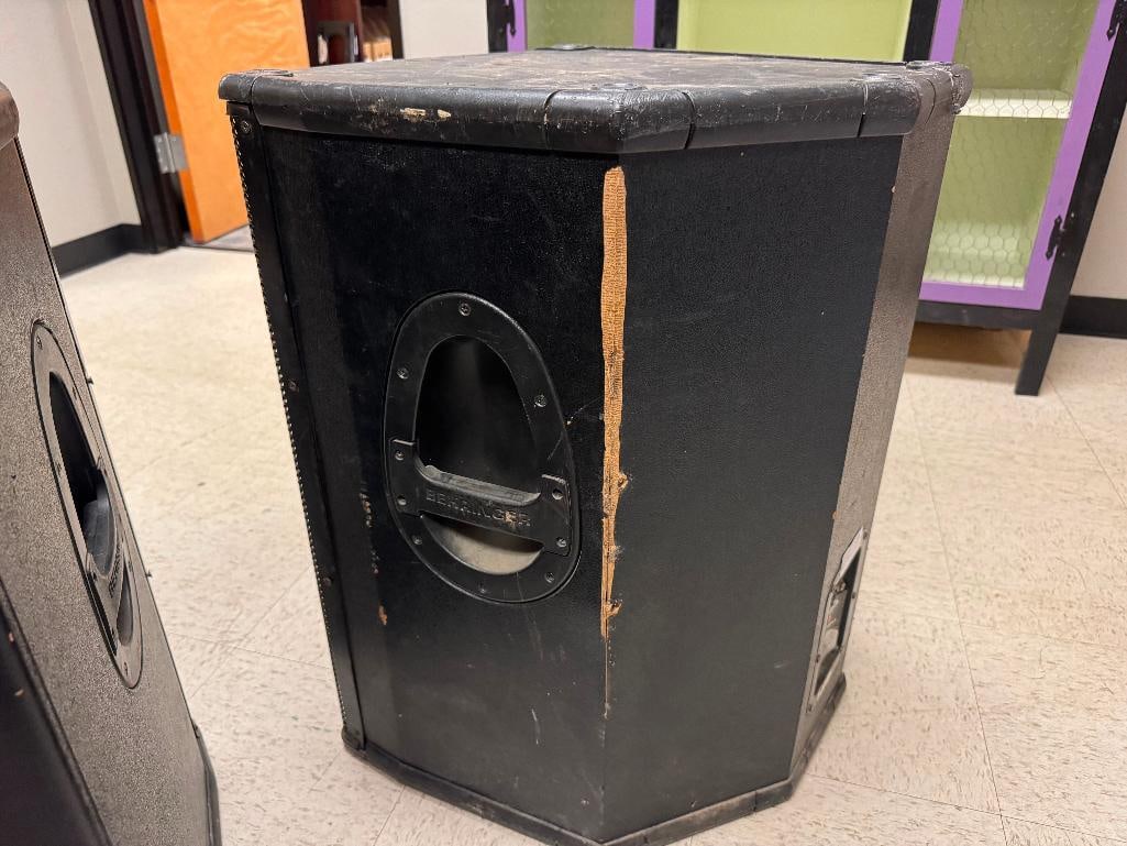 PAIR OF VINTAGE HARBINGER DUAL 15" 2-WAY SPEAKER CABINETS - 8