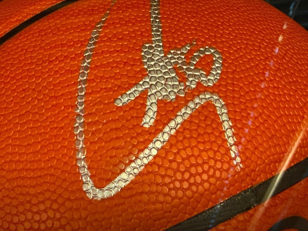 STEPHEN CURRY 4X-NBA CHAMPION AUTOGRAPHED BASKETBALL AUTHENTICATED BY SPORTS GALLERY - 6