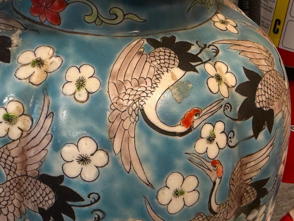 QING DYNASTY HAND PAINTED TALL PORCELAIN GINGER JAR DECORATED WITH CRANES AND FLOWERS - 4