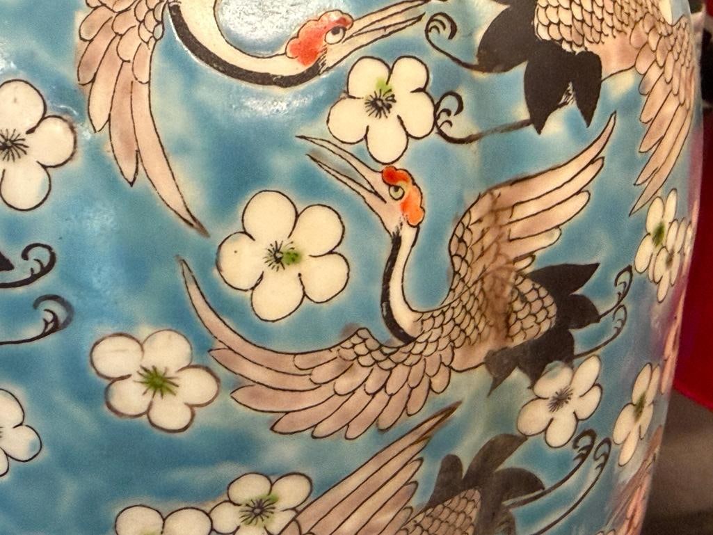 QING DYNASTY HAND PAINTED TALL PORCELAIN GINGER JAR DECORATED WITH CRANES AND FLOWERS - 5