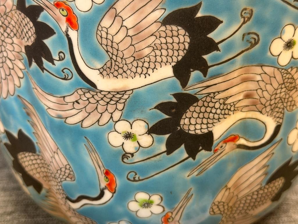QING DYNASTY HAND PAINTED TALL PORCELAIN GINGER JAR DECORATED WITH CRANES AND FLOWERS - 6