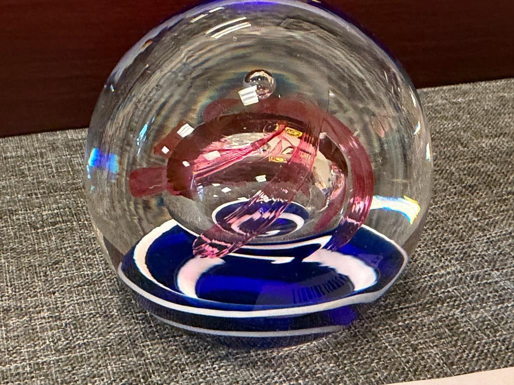 CAITHNESS HAND BLOWN ART GLASS SERPENTINE PAPERWEIGHT AND CAITHNESS MILLEFIORI CHILI PAPERWEIGHT - 6