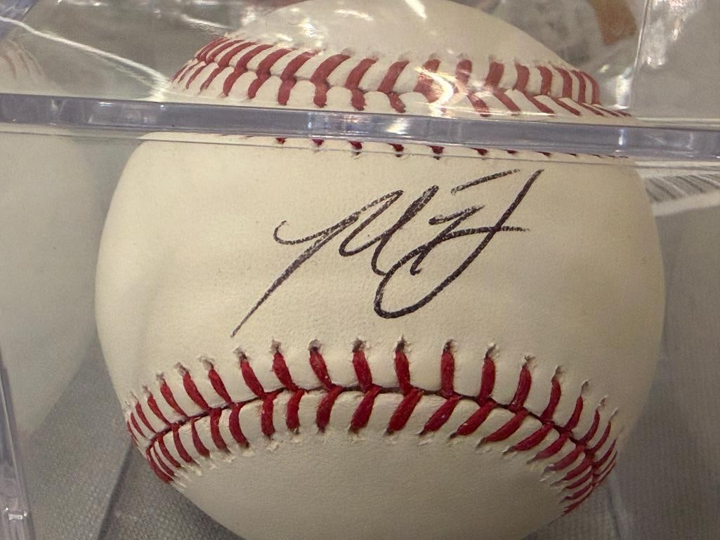 MADISON BUMGARNER AUTOGRAPHED BASEBALL MLB AUTHENTICATED - 2