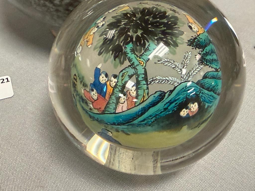 VINTAGE CHINESE REVERSE HAND PAINTED GLASS SPHERE WITH SCENE OF PLAYFUL CHILDREN - 2