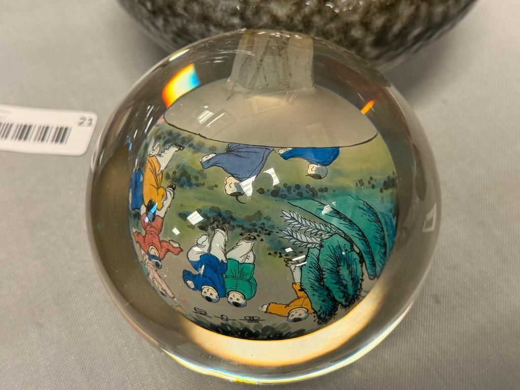 VINTAGE CHINESE REVERSE HAND PAINTED GLASS SPHERE WITH SCENE OF PLAYFUL CHILDREN - 6