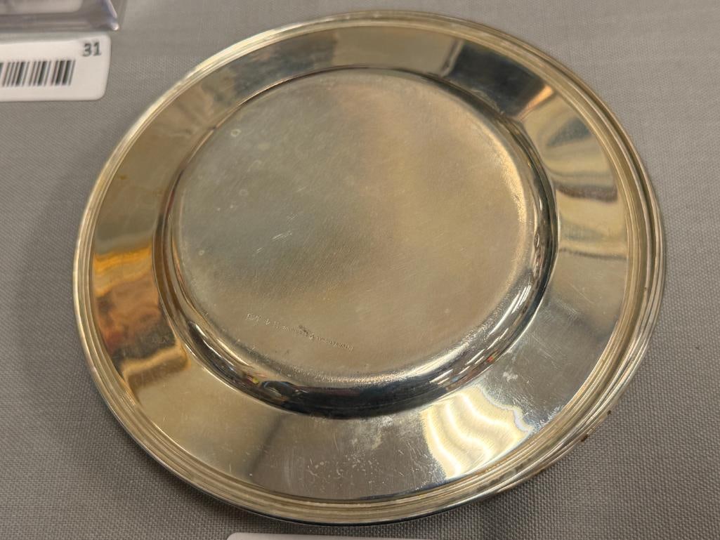 VINTAGE INTERNATIONAL STERLING SILVER PLATES TOTAL WEIGHT OF 490 GRAMS - 4