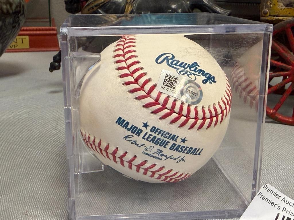 BRUCE BOCHEY FORMER BASEBALL PLAYER AND MANAGER AUTOGRAPHED BASEBALL MLB AUTHENTICATED - 3