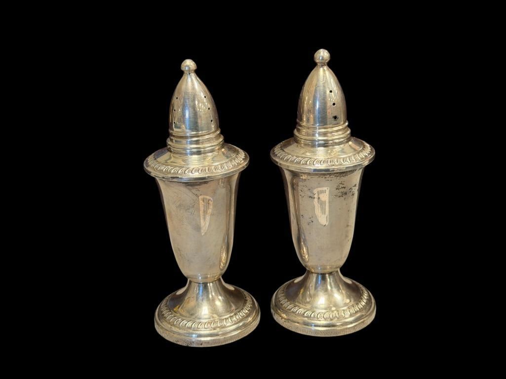 CROWN STERLING SILVER WEIGHTED SALT AND PEPPER SHAKERS GLASS LINED TOTAL 200 GRAMS WEIGHTED (1 of 4)