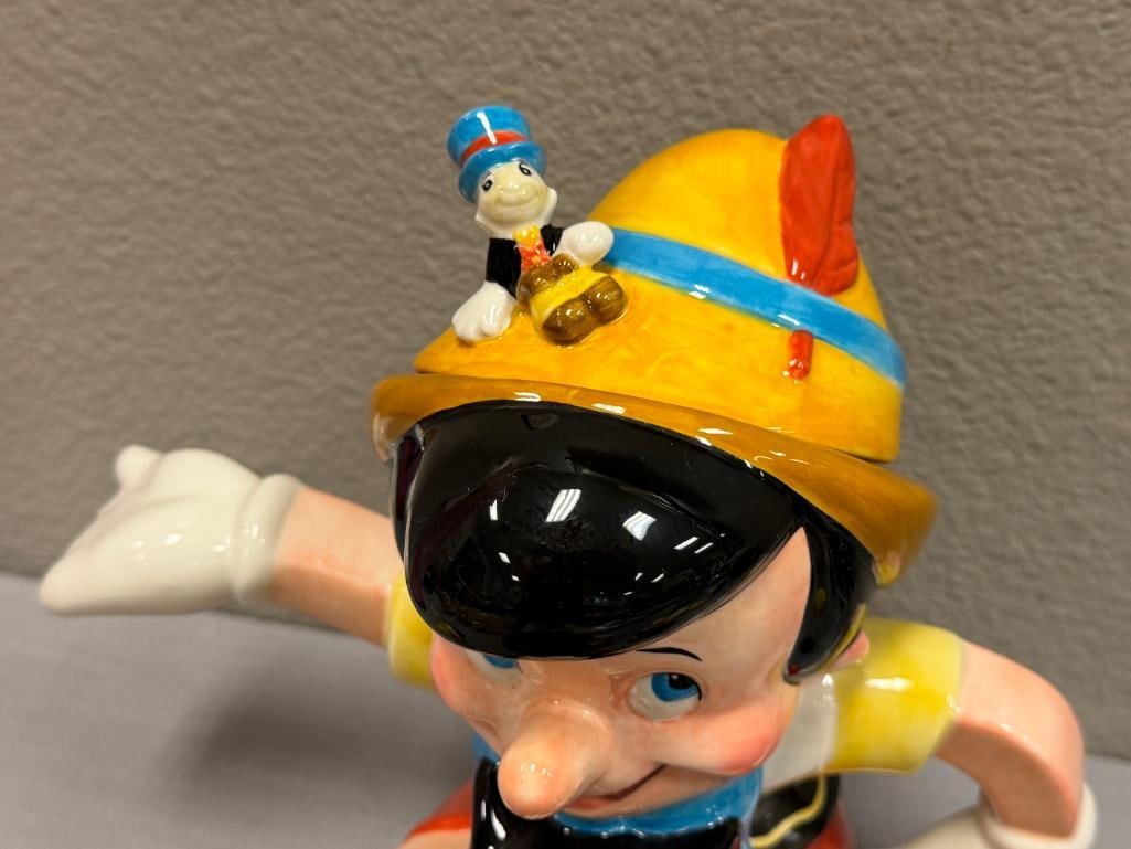 WALT DISNEY PINOCCHIO CERAMIC FIGURAL TEA POT, CHARACTER MUG AND VINTAGE PINOCCHIO FIGURINES - 4