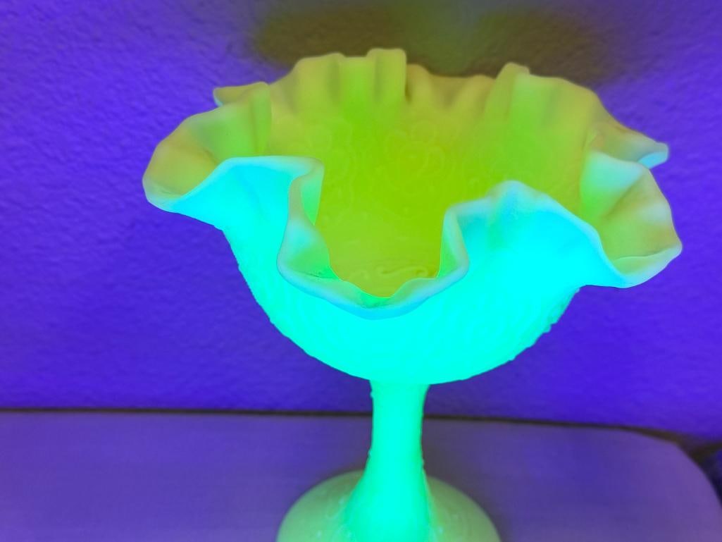 VINTAGE FENTON PERSIAN MEDALLION URANIUM CUSTARD GLASS COMPOTE SATIN FINISH WITH RUFFLED RIM - 2