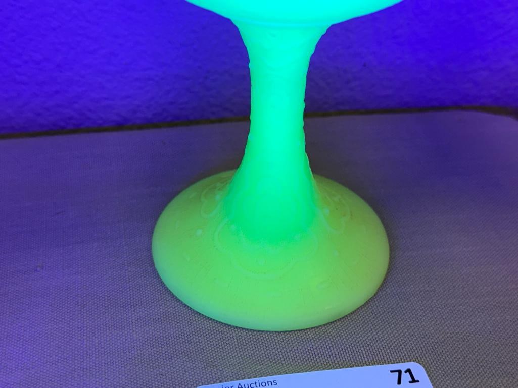 VINTAGE FENTON PERSIAN MEDALLION URANIUM CUSTARD GLASS COMPOTE SATIN FINISH WITH RUFFLED RIM - 3