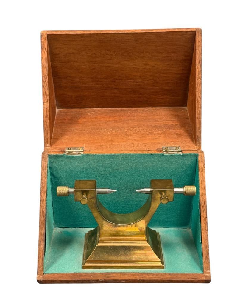 VINTAGE BRASS WATCHMAKER'S JACOT TOOL OR PIVOT LATHE FOR CLEANING / POLISHING WATCH COMPONENTS (1 of 7)