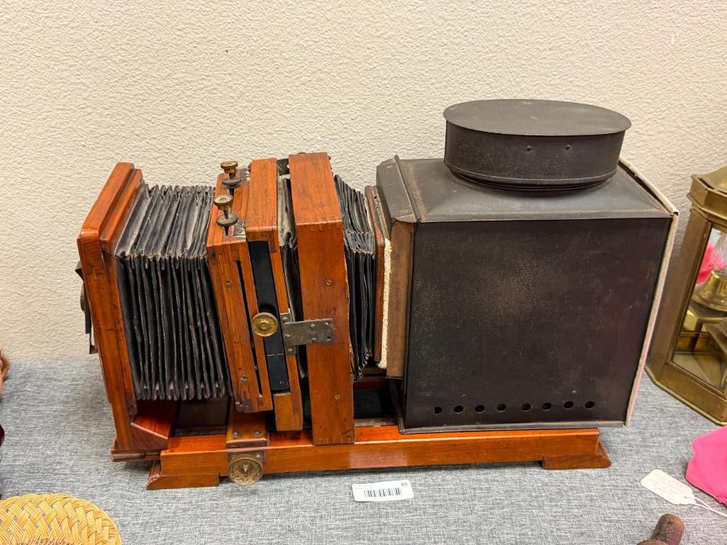 ANTIQUE MAGIC PROJECTOR / LANTERN CIRCA 19TH CENTURY POSSIBLY FRENCH MADE - 2
