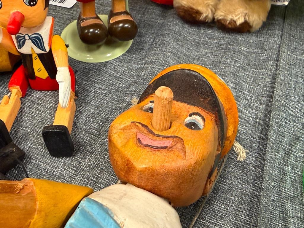 FIVE VINTAGE DISNEY PINOCCHIO WOODEN DOLLS, FIGURINES, AND MARIONETTE PUPPETS - 8