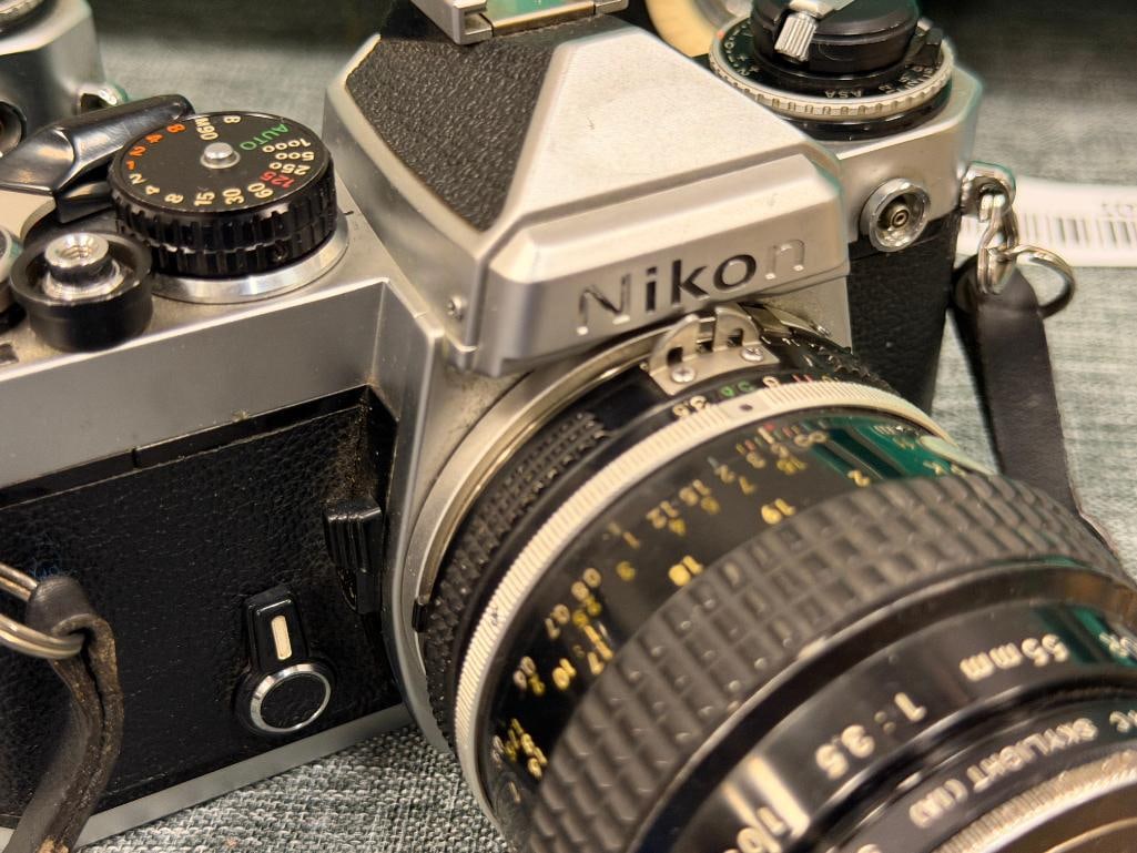 VINTAGE NIKON FE 35MM FILM CAMERA BODIES WITH NIKON MICRO - NIKKOR 55MM LENS - 3