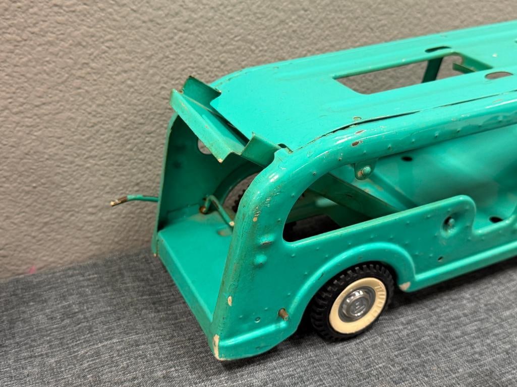 VINTAGE 1960'S BUDDY ; PRESSED STEEL AUTO TRANSPORTER CAR CARRIER WITH FRONT SPRING SUSPENSION - 11
